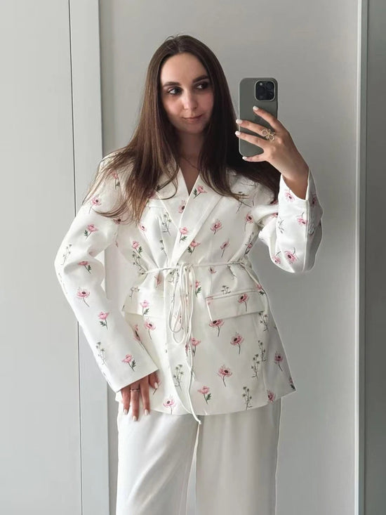 FSMG New Fashion Flowers Print Loose Suit Collar Coat For Women Elegant Belted Waist Cinching Suit Jacket Female Street Chic Top